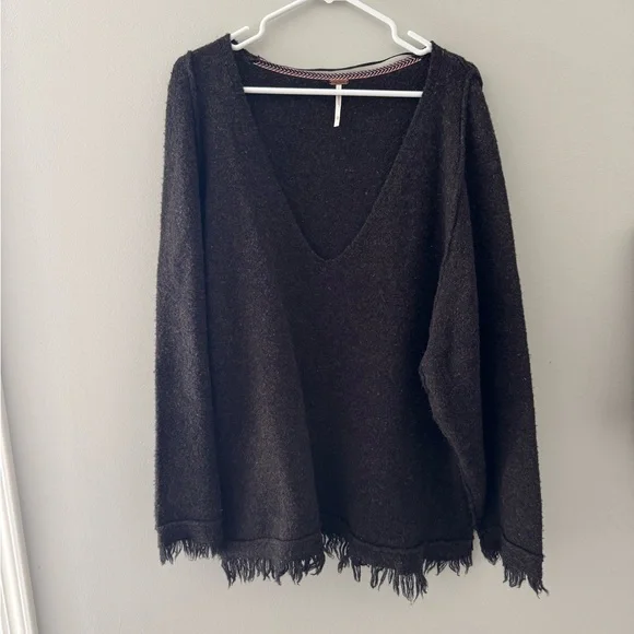 Free People Brown Wool Fringe Boho Western V-Neck Sweater Size S Oversized - Picture 2 of 5